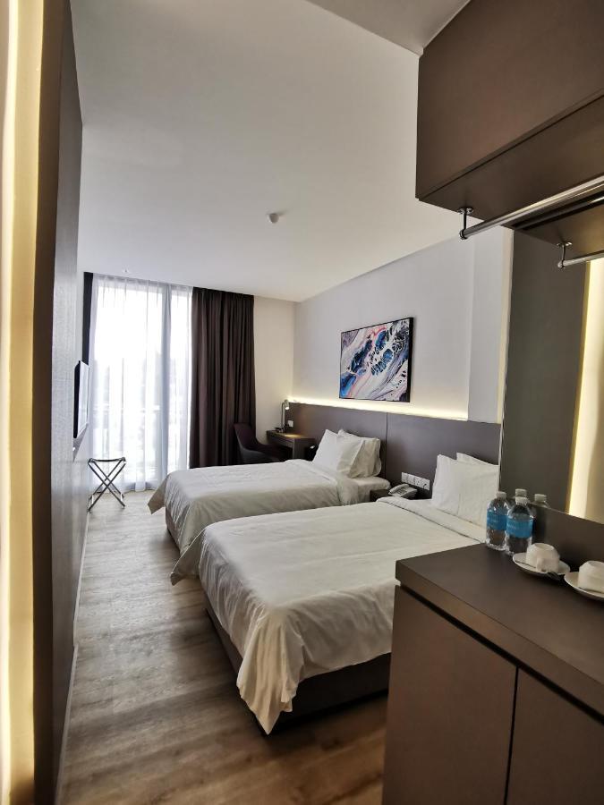Otel Hotel Sibu Extérieur photo
